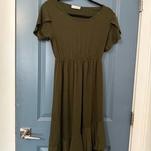 Green Flutter Sleeve Scoop Neck Midi Sundress